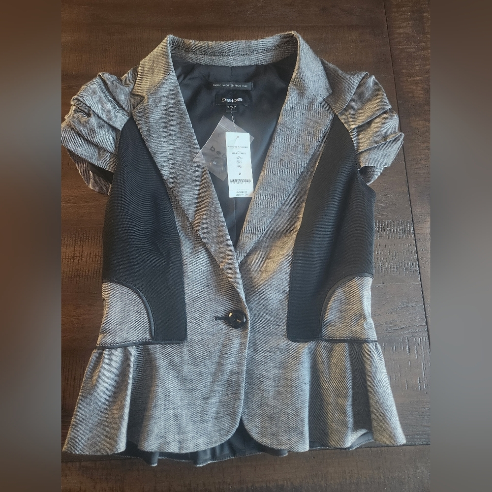 NWT Bebe Black And Grey Short Sleeve Blazer Sz 2‎